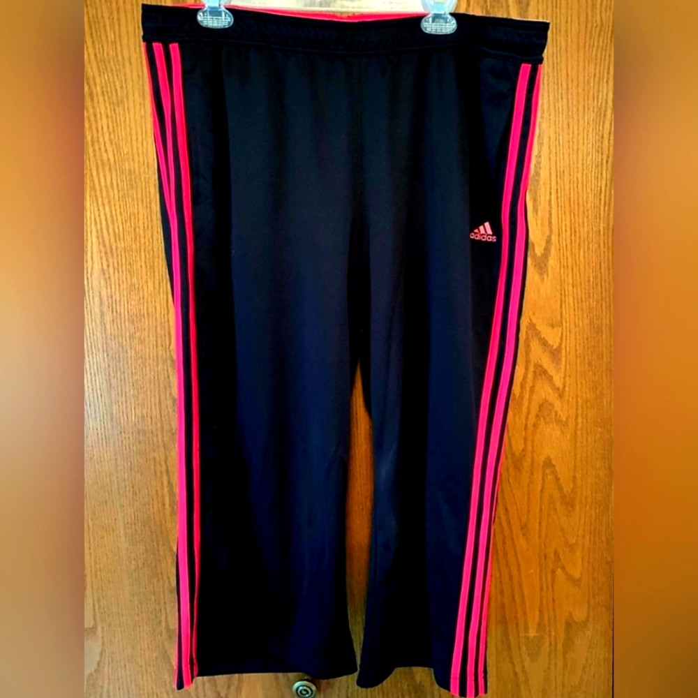 Adidas 🦋 Capri Pants XL Black Pink Climalite Excellent